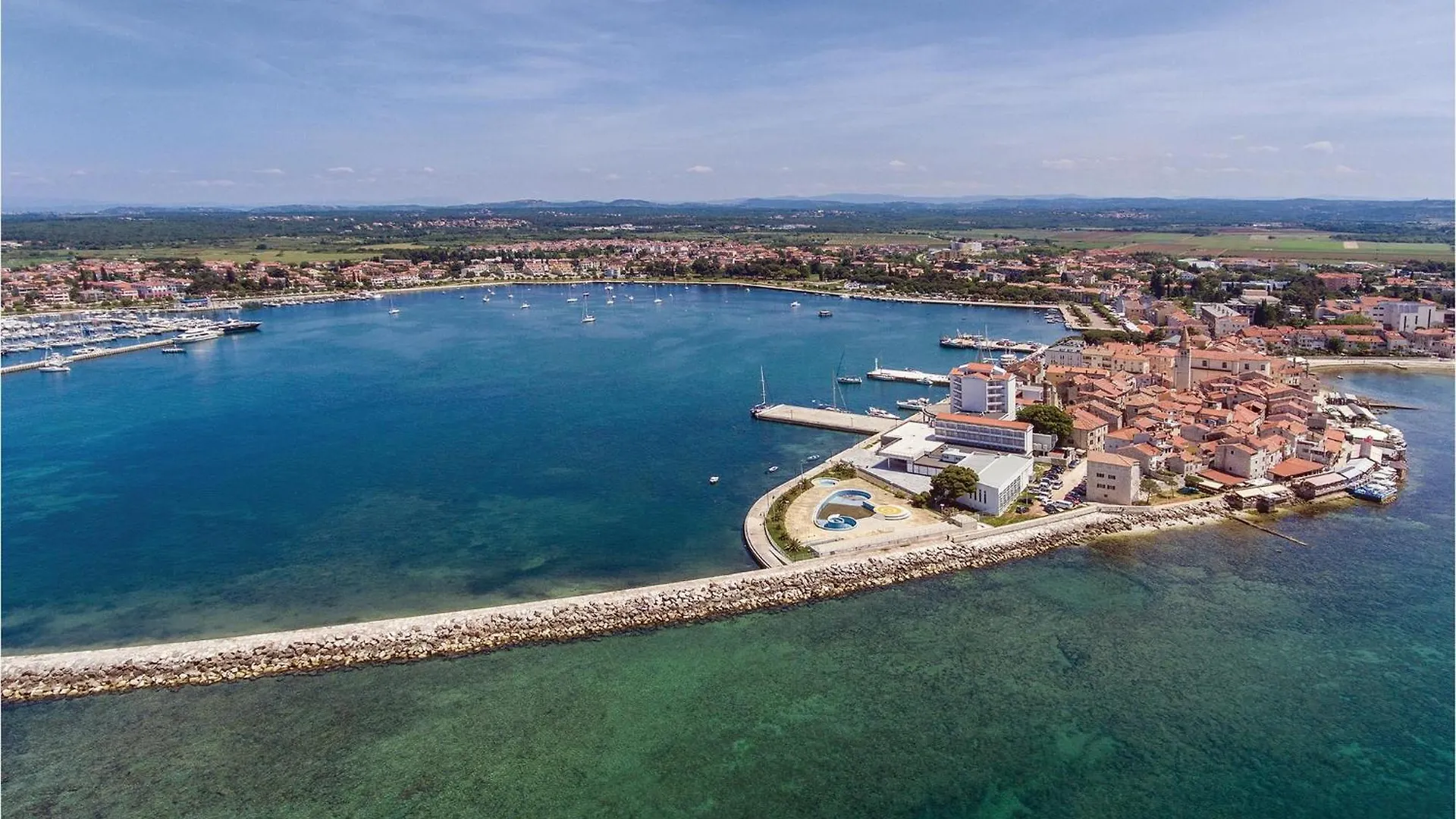 Lovely Apartment In Novigrad With Kitchen  Novigrad (Istria)